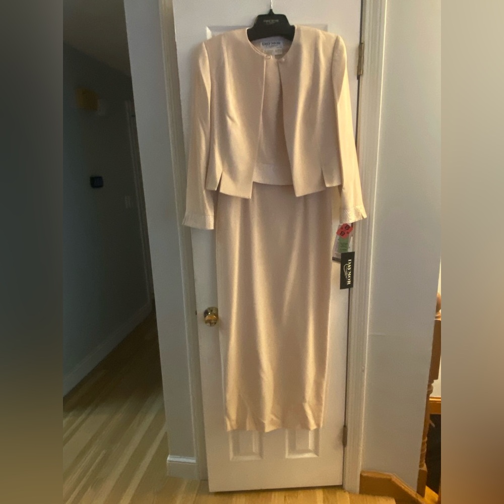 Daymor Coutoure Champagne Dress